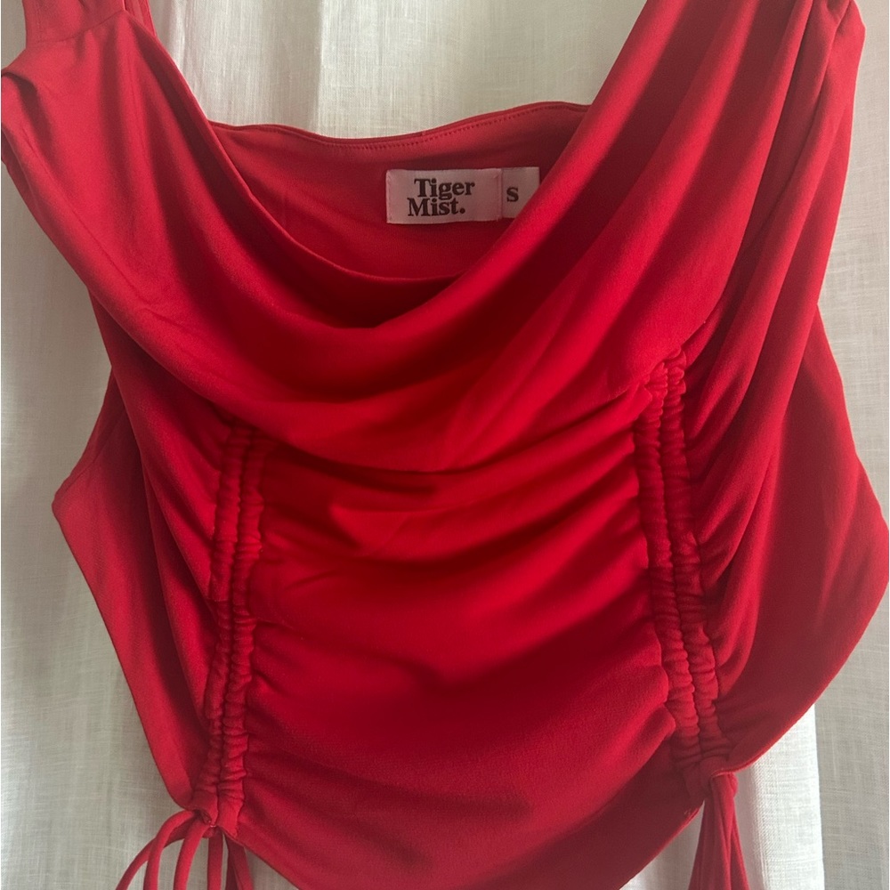 Tiger mist top